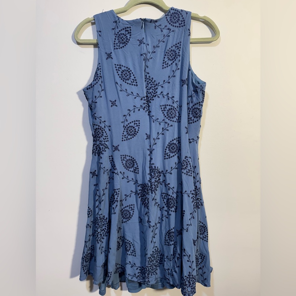 ECI Blue Sleeveless Crew Neck Sundress - Picture 2 of 4